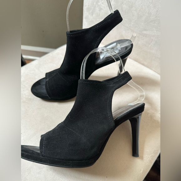 Via Spiga Suede Peep Toe slingback heels - Picture 2 of 7